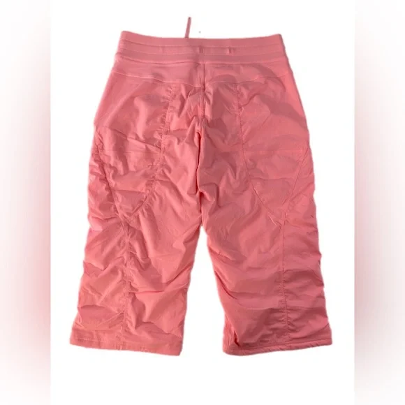 Lululemon Studio Crop *Lined Bleached Coral size 10 NWOT - Picture 7 of 16